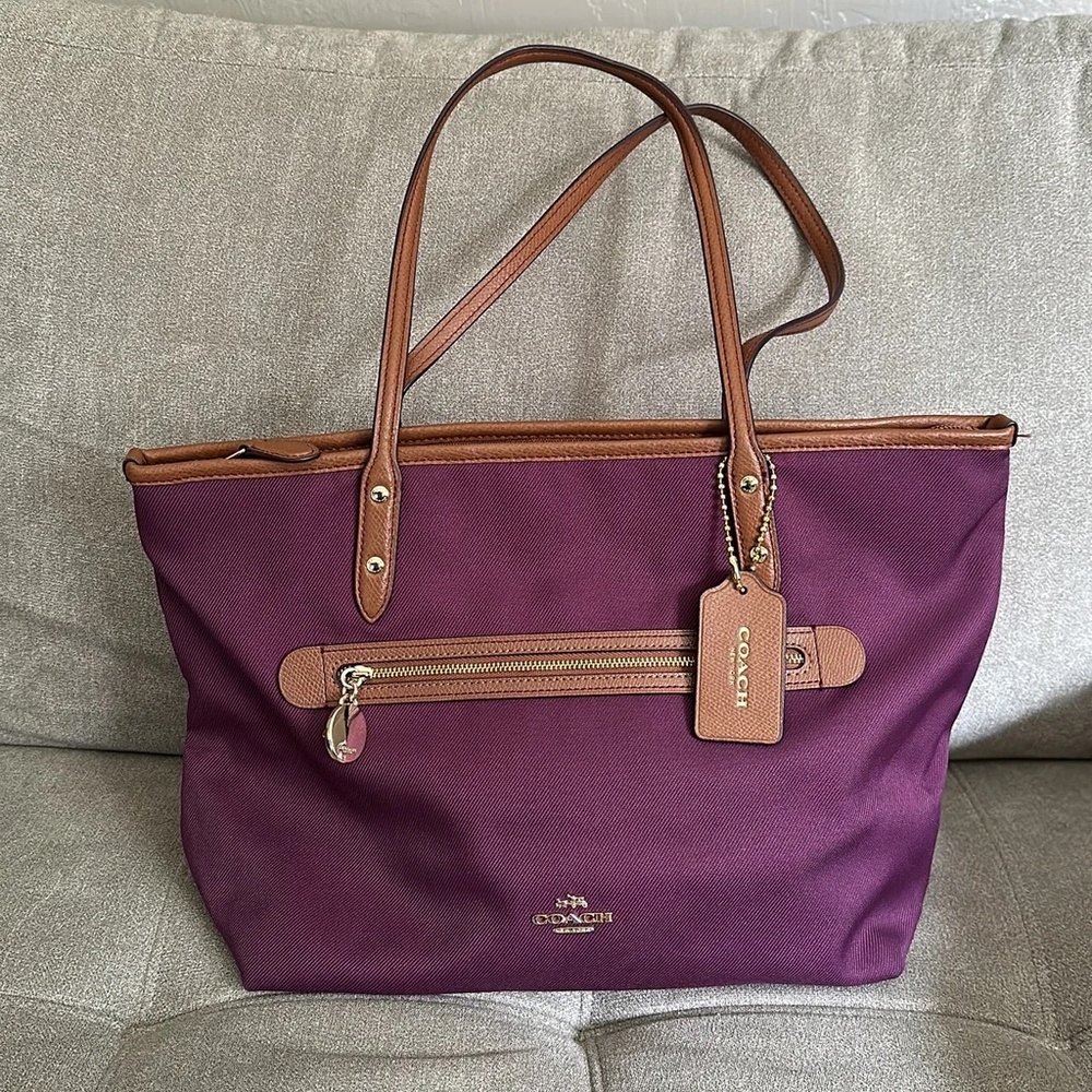 Coach Tote